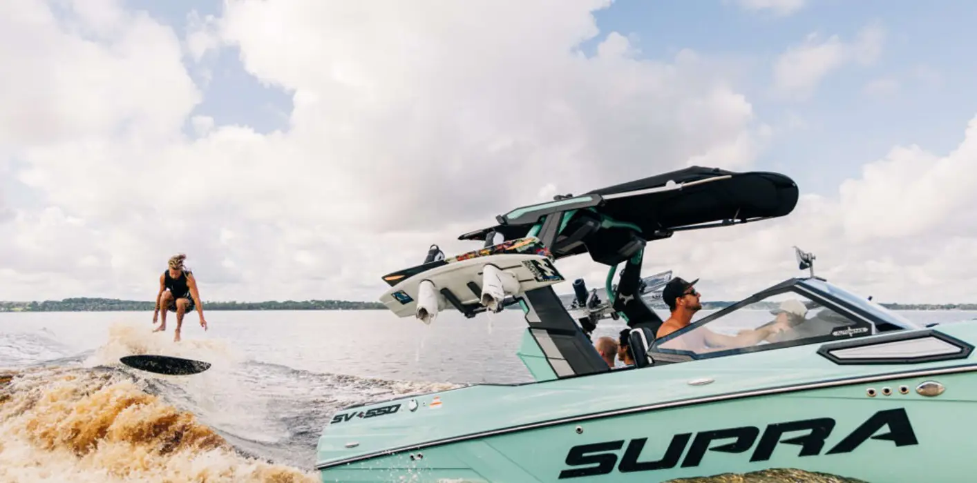 Wakeboatfeaturesunvailed